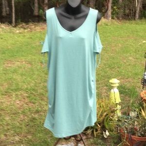 🌴NWOT Fashion Cold Shoulder Mint Green Cool Dress Must Have 🌴